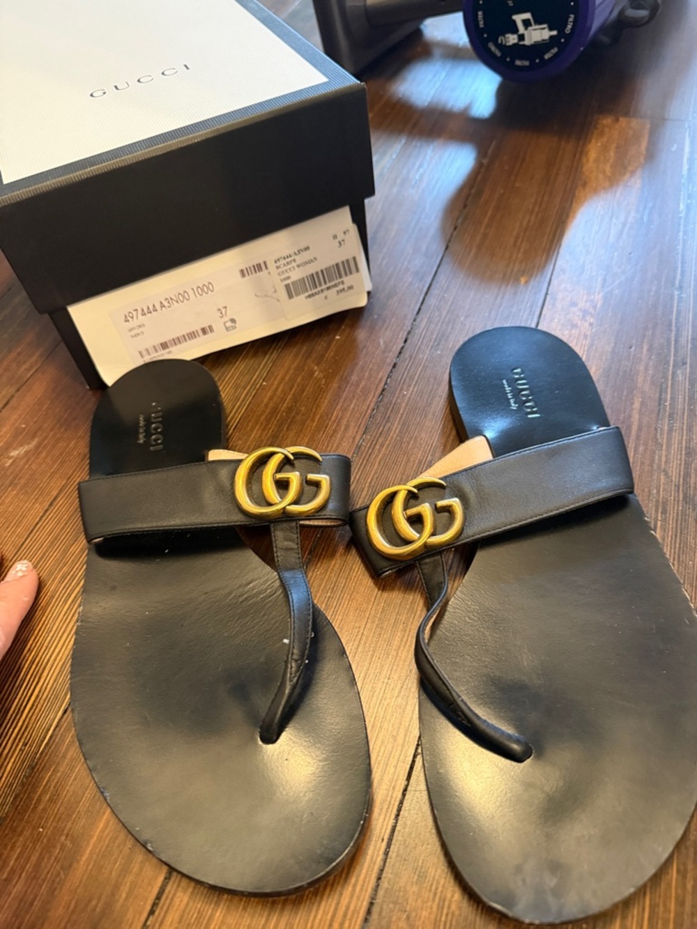 Gucci Black Leather Sandals with Gold Double G - Picture 3 of 5